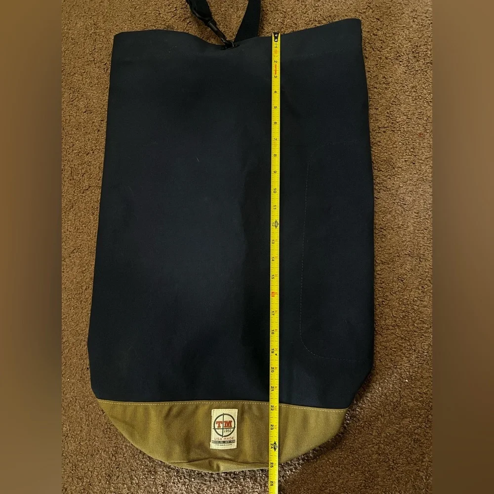 TM 1985 Brooklyn USA Made Top Loading Over Shoulder Military Duffle Bag